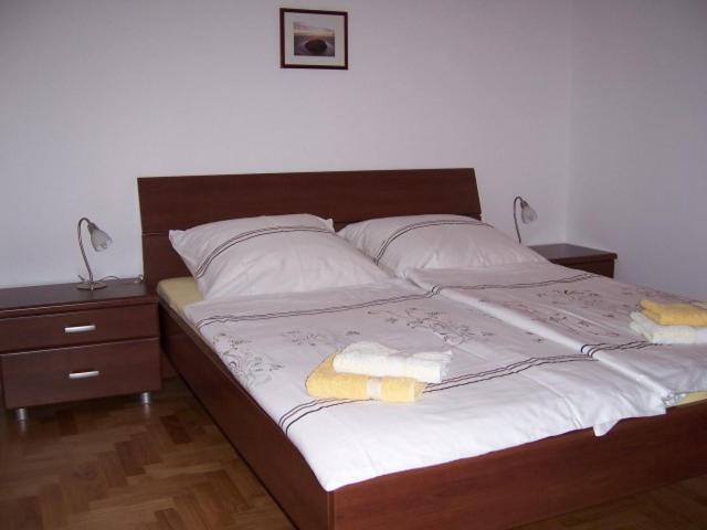 Ferienwohnung Ara-Aradi Baška Exterior foto