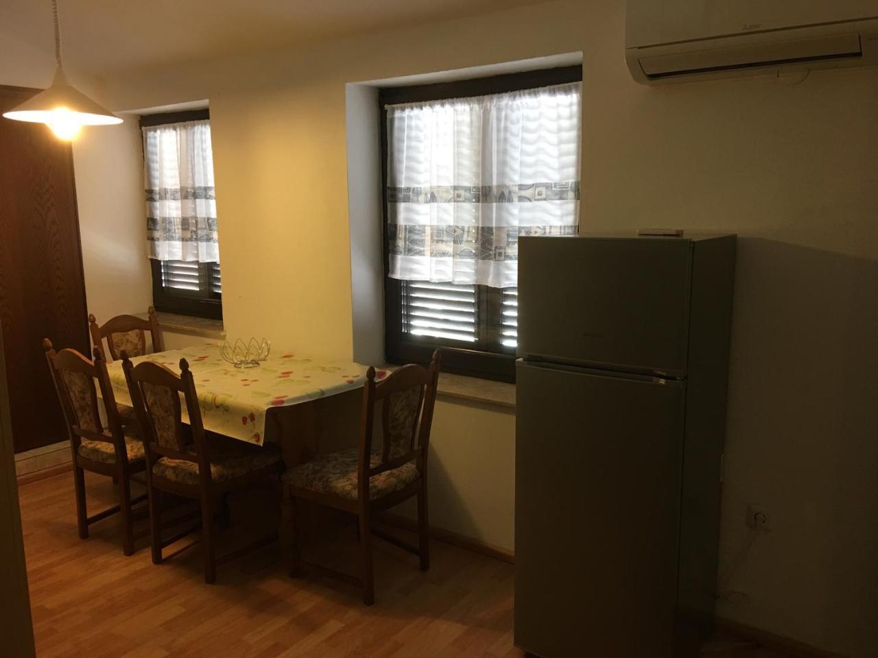 Ferienwohnung Ara-Aradi Baška Exterior foto